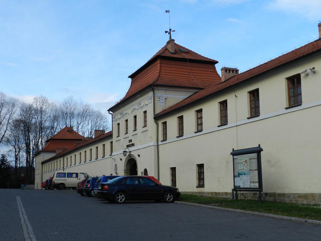 Hotel Dom Pielgrzyma Kalwaria Zebrzydowska Exterior foto